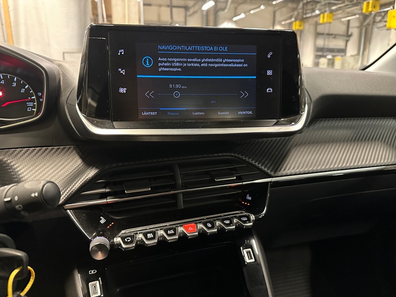 Peugeot 208 vaihtoauto