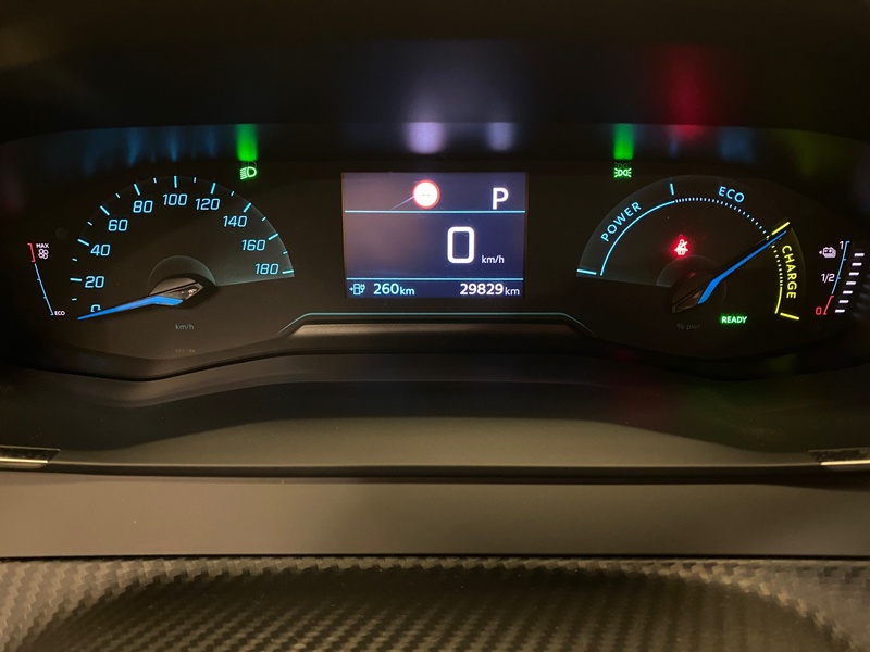 Peugeot e-2008 vaihtoauto