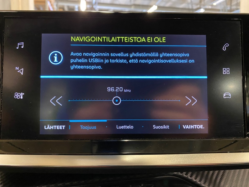 Peugeot e-2008 vaihtoauto