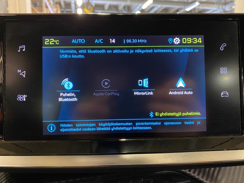 Peugeot e-2008 vaihtoauto