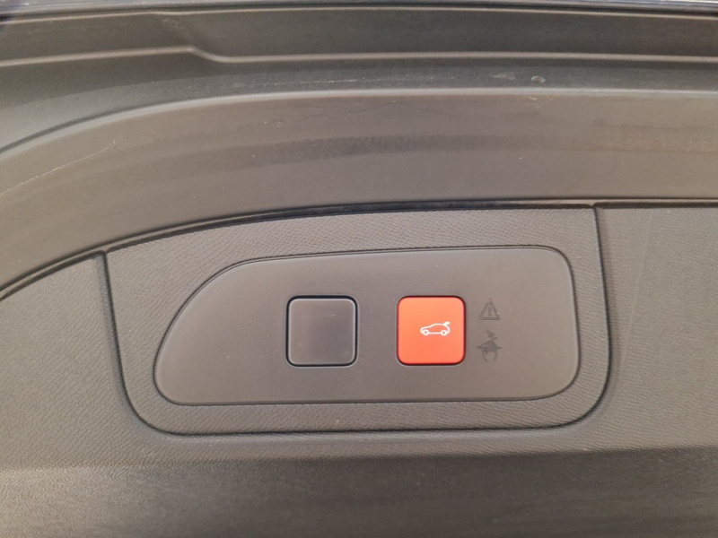 DS 7 vaihtoauto