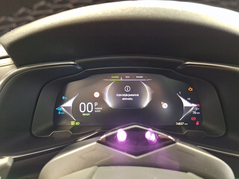 DS 7 vaihtoauto