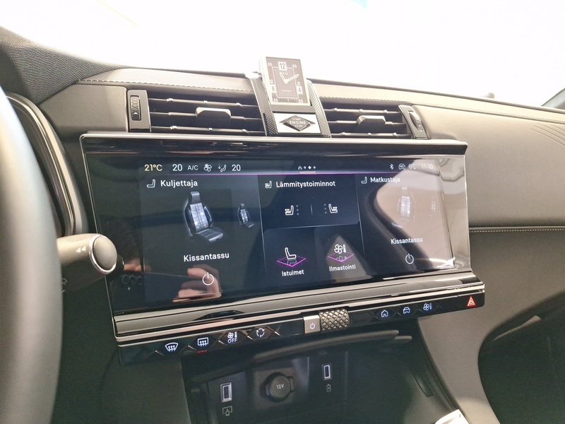 DS 7 vaihtoauto