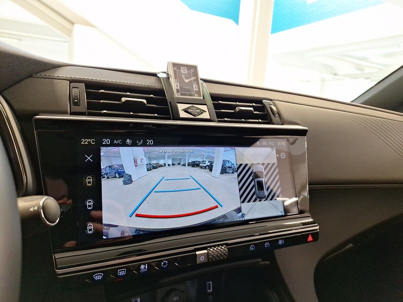 DS 7 vaihtoauto