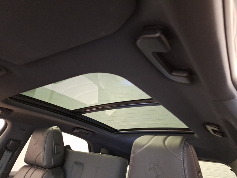 DS 7 vaihtoauto