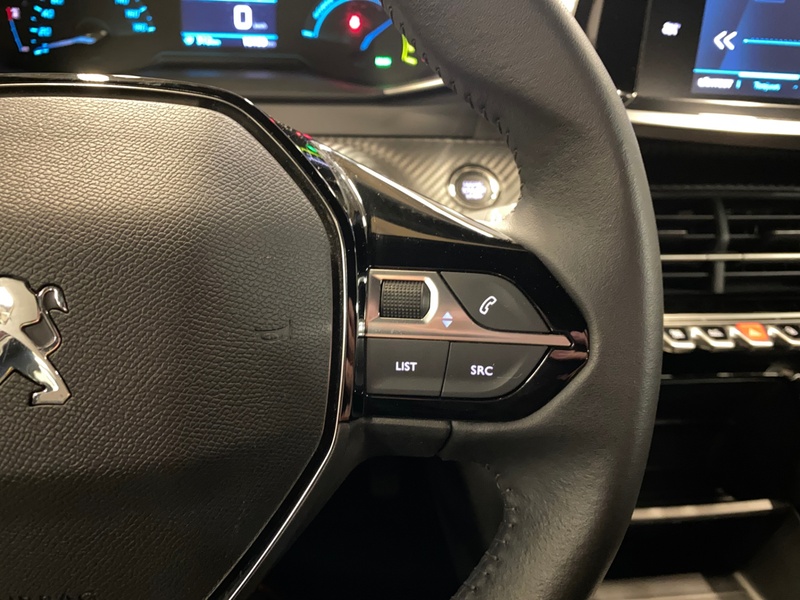 Peugeot e-2008 vaihtoauto