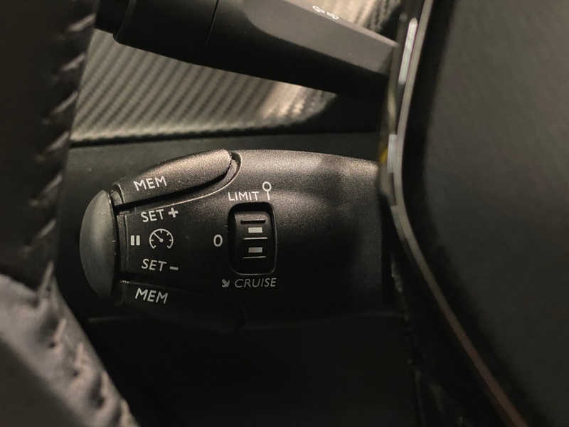 Peugeot e-2008 vaihtoauto