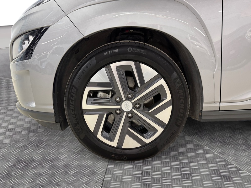 Hyundai Kona vaihtoauto