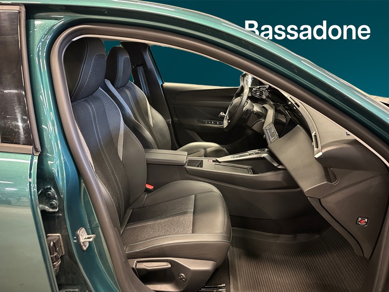 Peugeot 308 vaihtoauto