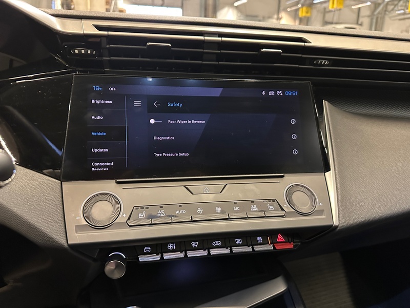 Peugeot 308 vaihtoauto