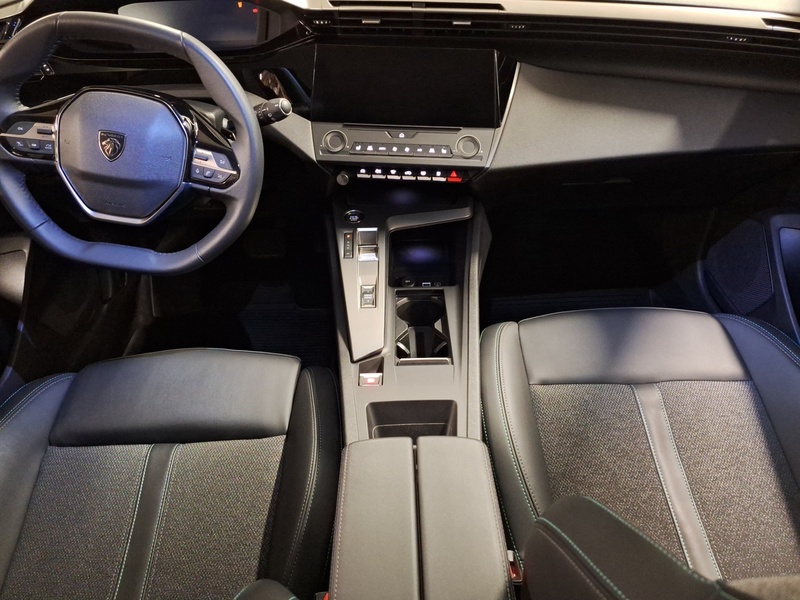 Peugeot 308 vaihtoauto