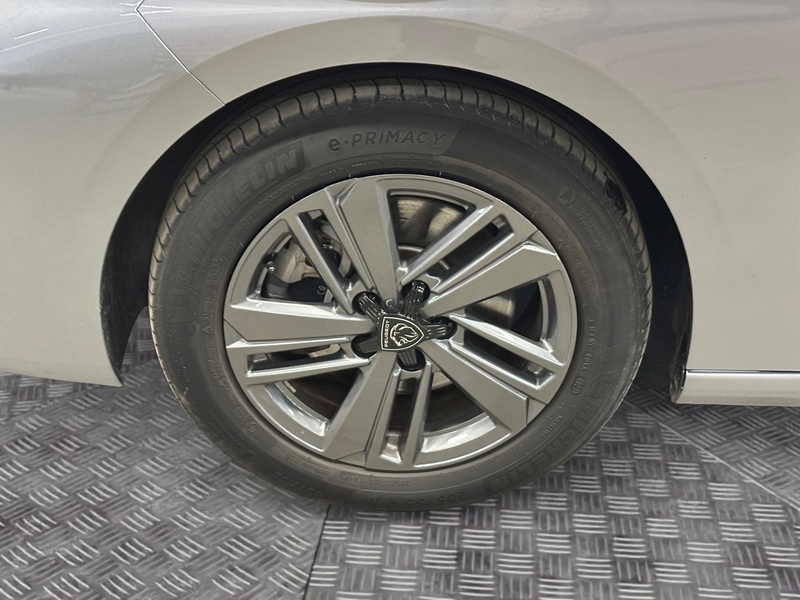 Peugeot 308 vaihtoauto