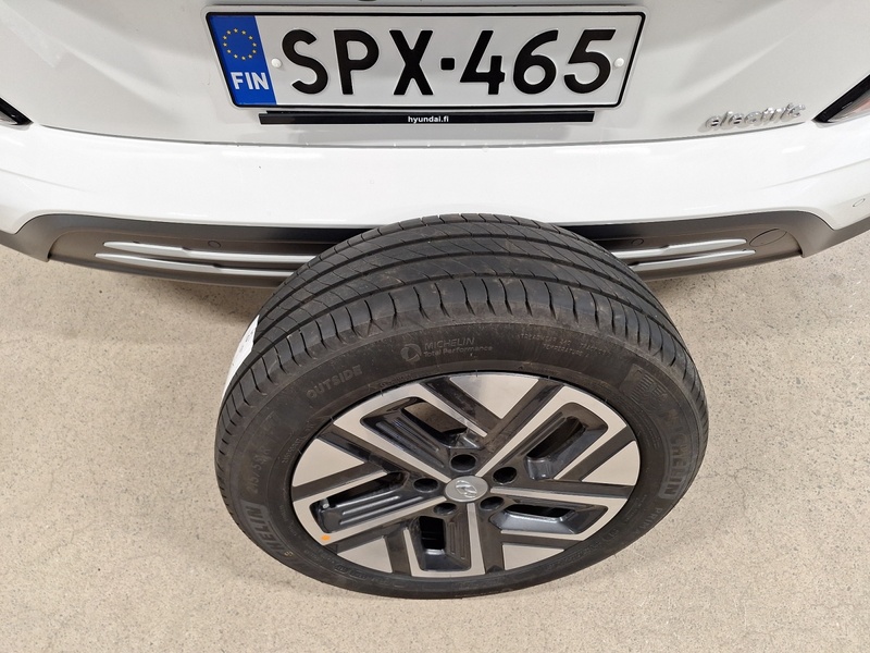 Hyundai Kona vaihtoauto