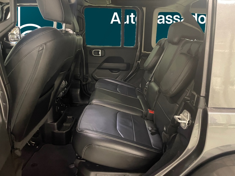 Jeep Wrangler vaihtoauto