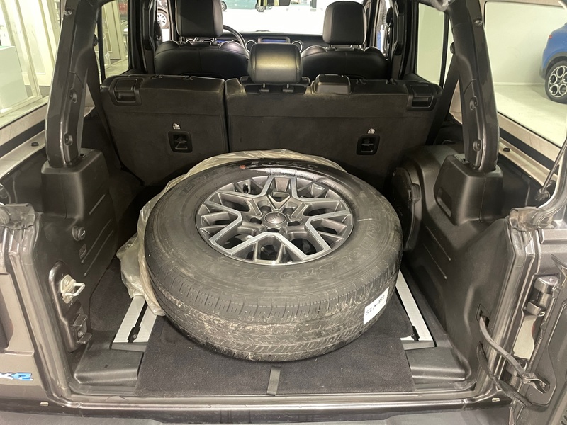 Jeep Wrangler vaihtoauto