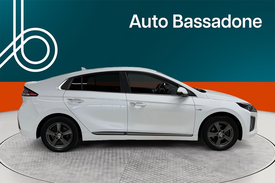Hyundai IONIQ electric vaihtoauto