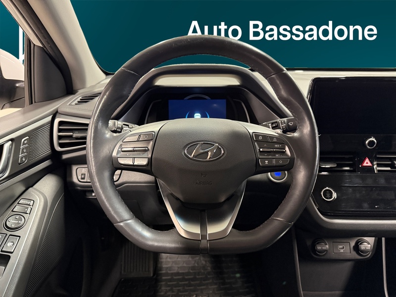 Hyundai IONIQ electric vaihtoauto