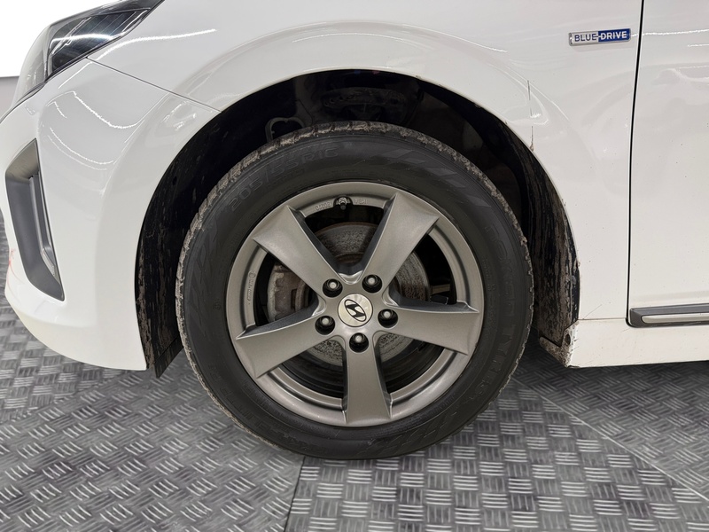 Hyundai IONIQ electric vaihtoauto