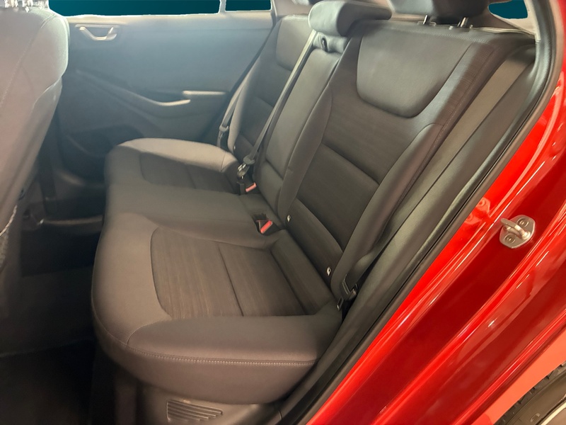 Hyundai IONIQ hybrid vaihtoauto