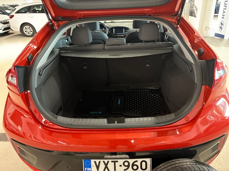 Hyundai IONIQ hybrid vaihtoauto