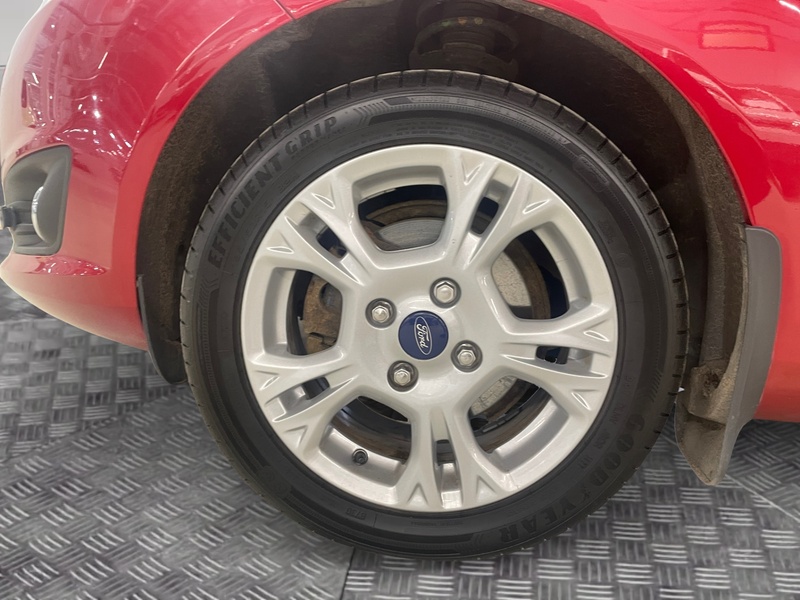 Ford Fiesta vaihtoauto