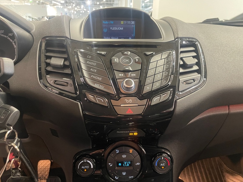 Ford Fiesta vaihtoauto