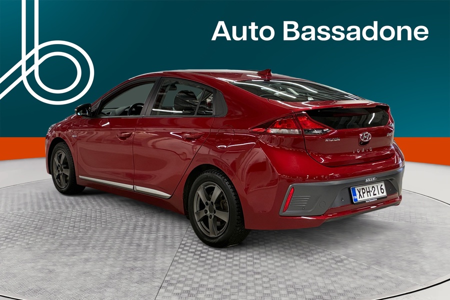 Hyundai IONIQ plug-in vaihtoauto