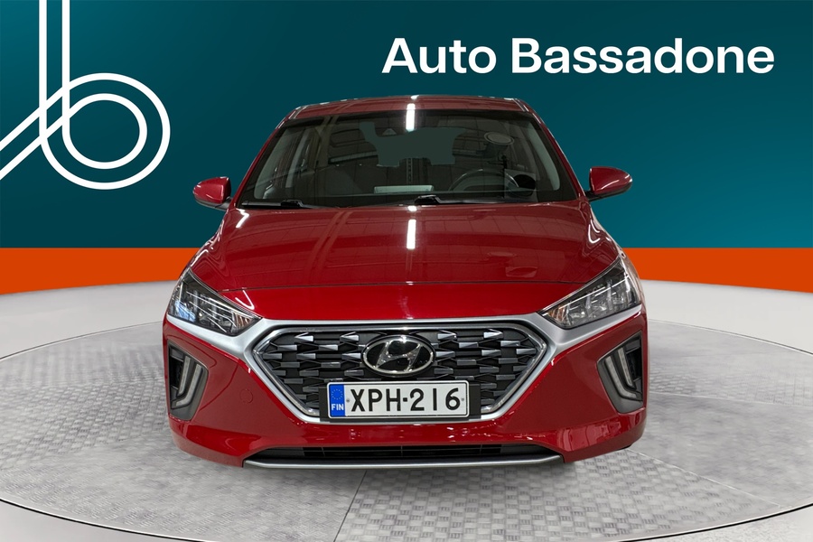 Hyundai IONIQ plug-in vaihtoauto