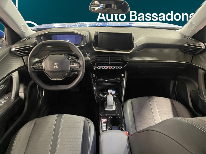 Peugeot e-2008 vaihtoauto