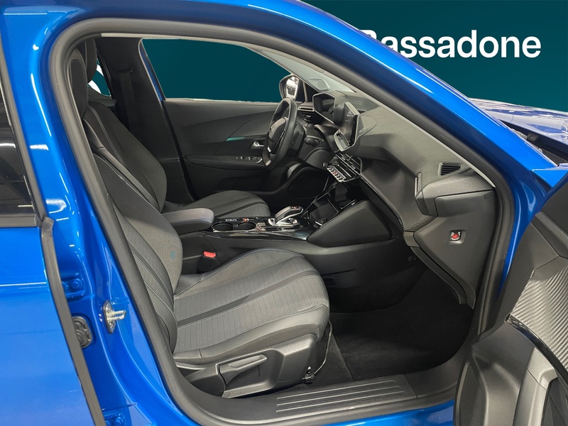 Peugeot e-2008 vaihtoauto