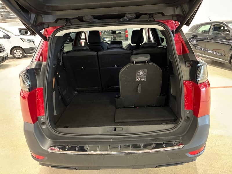 Peugeot 5008 vaihtoauto