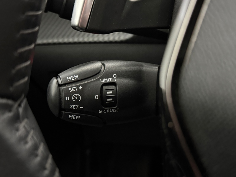 Peugeot 208 vaihtoauto