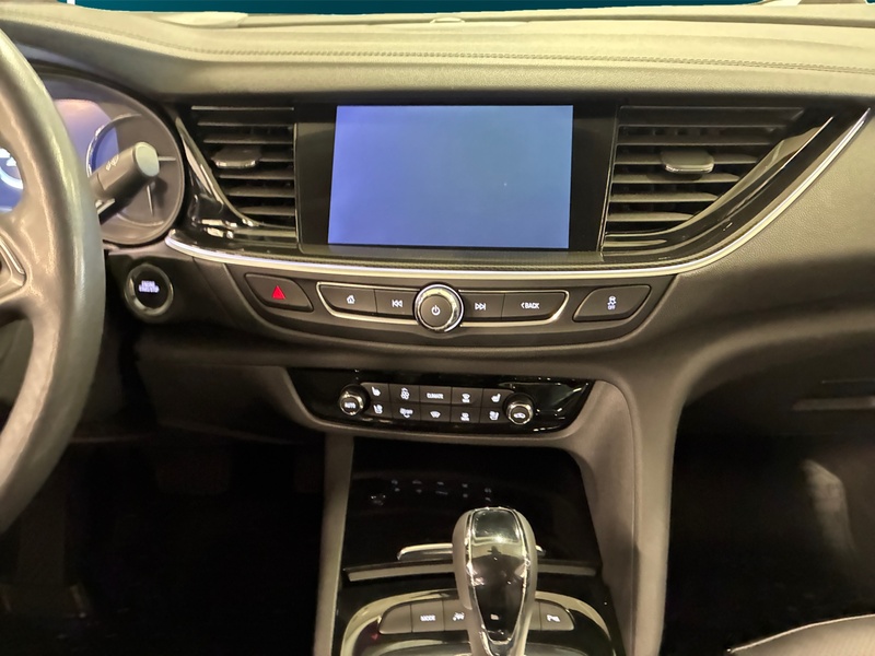 Opel Insignia vaihtoauto