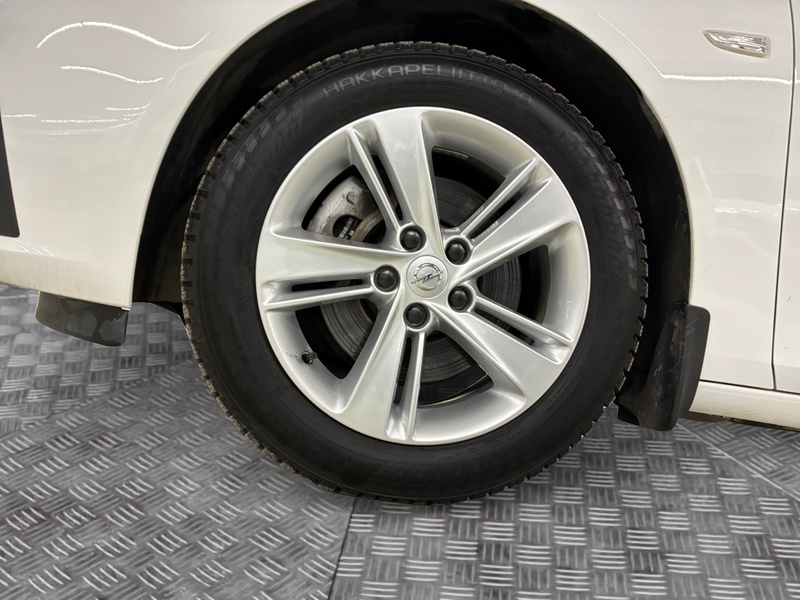 Opel Insignia vaihtoauto