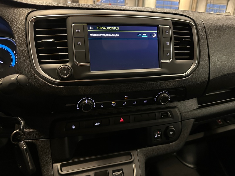 Peugeot e-Expert vaihtoauto