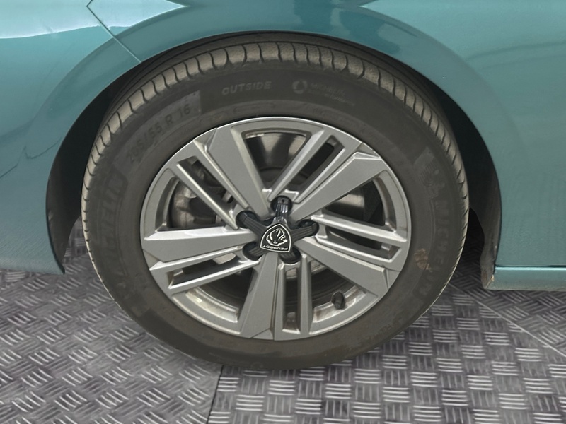 Peugeot 308 vaihtoauto