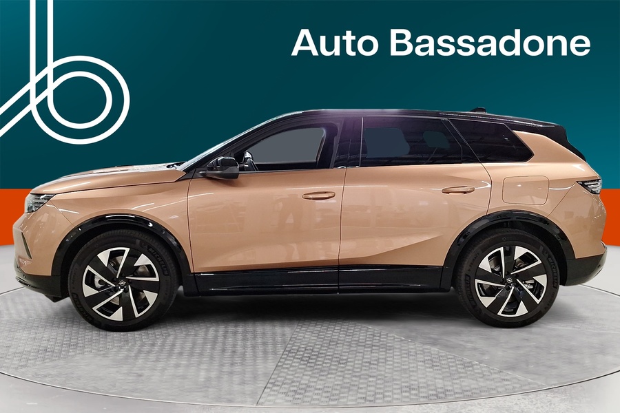 Opel Grandland vaihtoauto