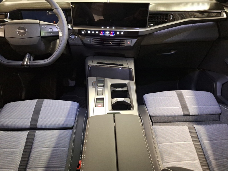 Opel Grandland vaihtoauto