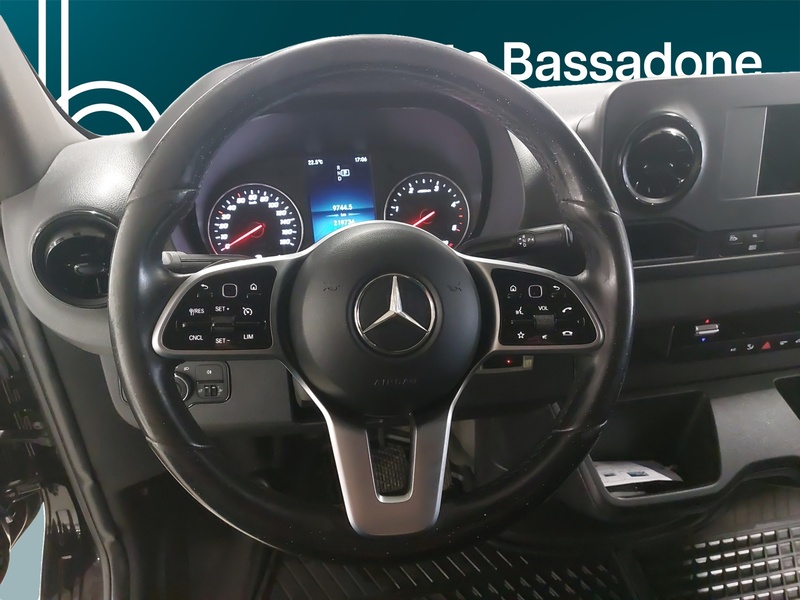 Mercedes-Benz Sprinter vaihtoauto