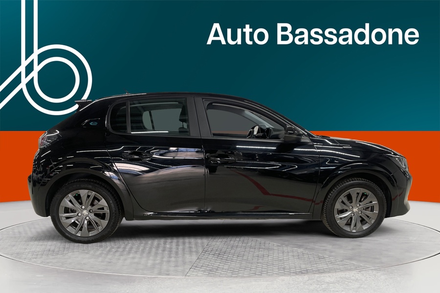 Peugeot e-208 vaihtoauto