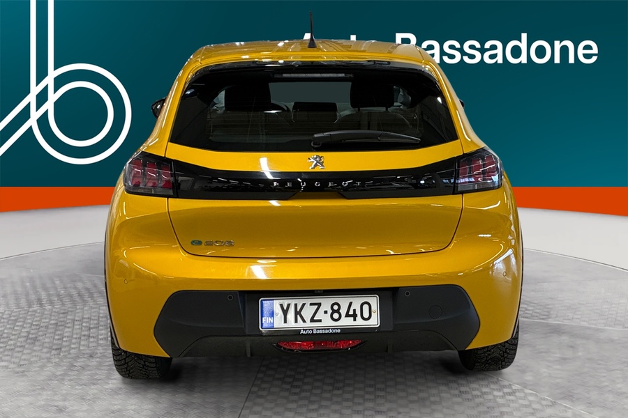 Peugeot e-208 vaihtoauto