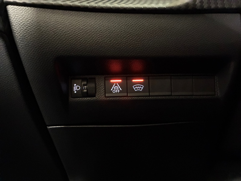 Peugeot e-208 vaihtoauto