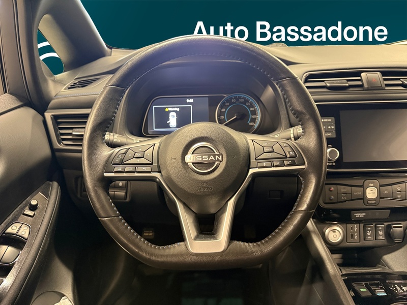 Nissan Leaf vaihtoauto