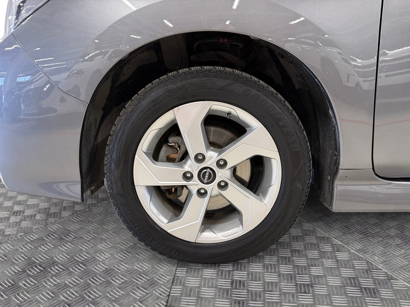 Nissan Leaf vaihtoauto