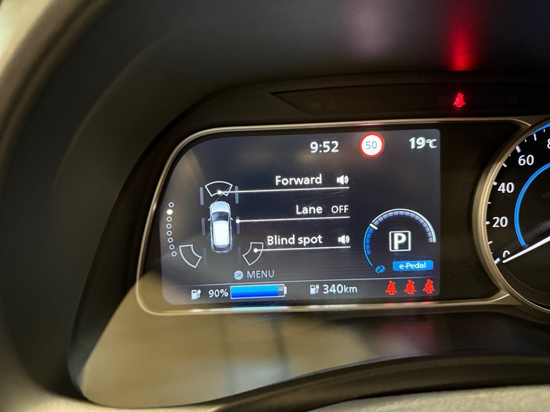 Nissan Leaf vaihtoauto