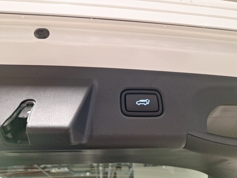 Hyundai TUCSON Hybrid vaihtoauto