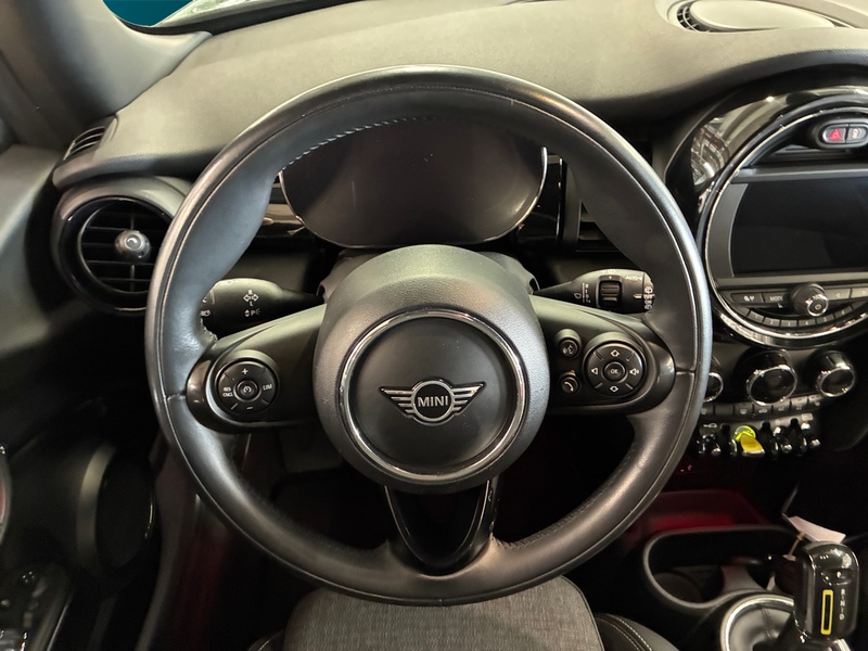 Mini Hatchback vaihtoauto