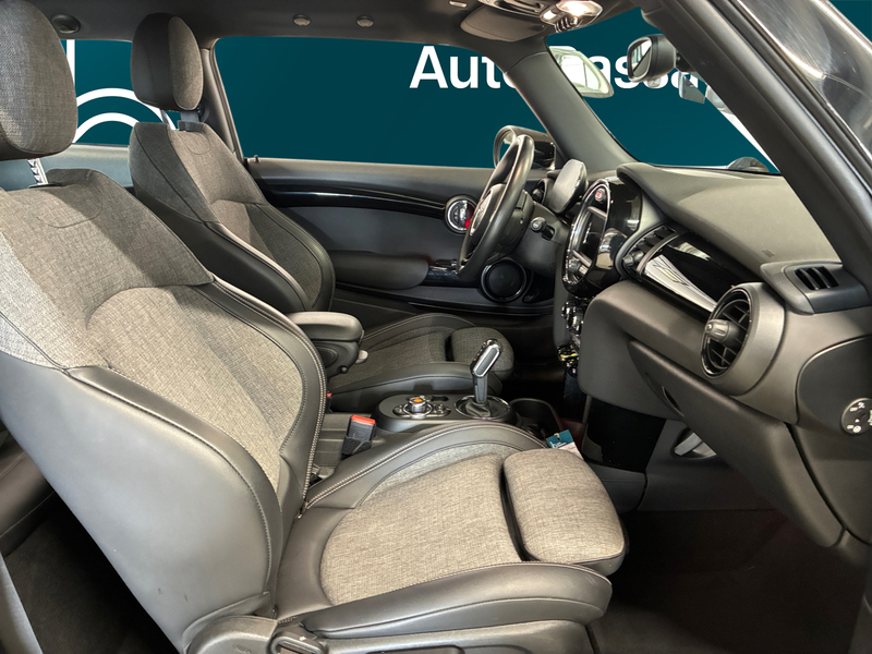 Mini Hatchback vaihtoauto