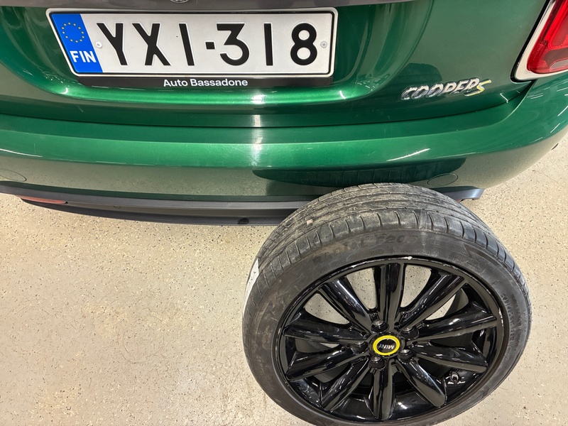 Mini Hatchback vaihtoauto