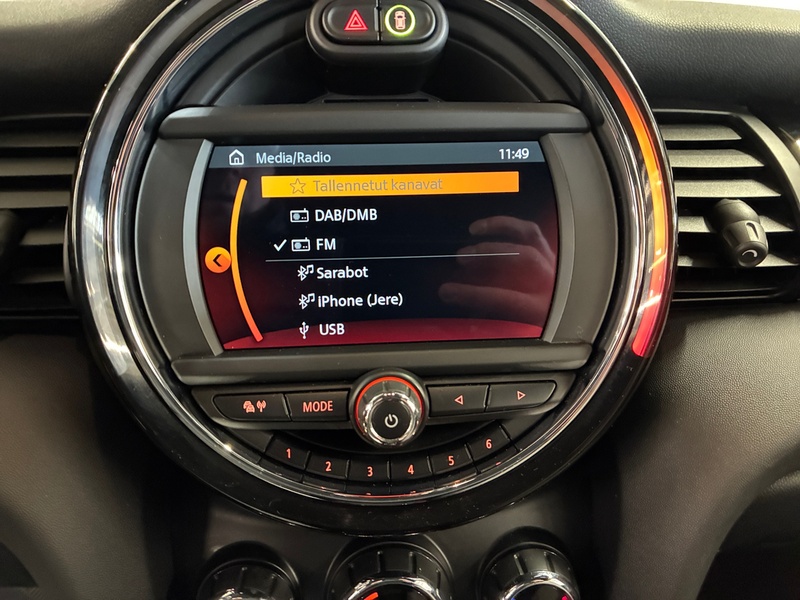 Mini Hatchback vaihtoauto